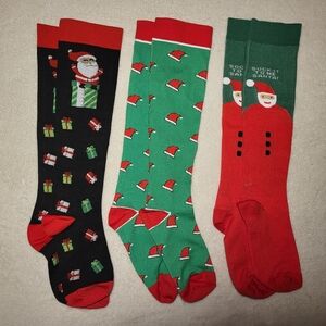 Festive Christmas-Themed Compression Stockings– Set Of 3